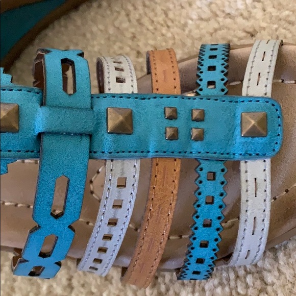 Serene island sandals. Some wear, otherwise comfy - Picture 6 of 7